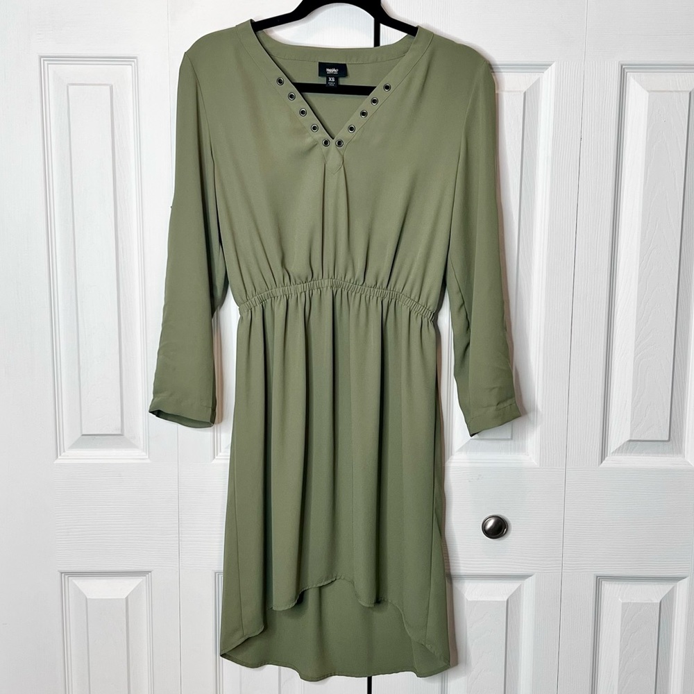 Mossimo Womens Blouson Dress Size XS Olive Green Grommet Embellished V Neckline